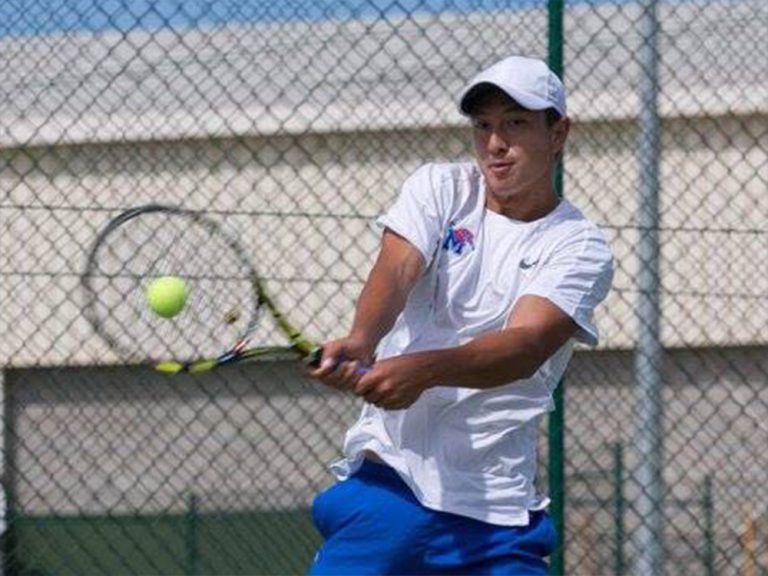 Tennis star serves up tournament winnings to thank staff who saved his life as a boy