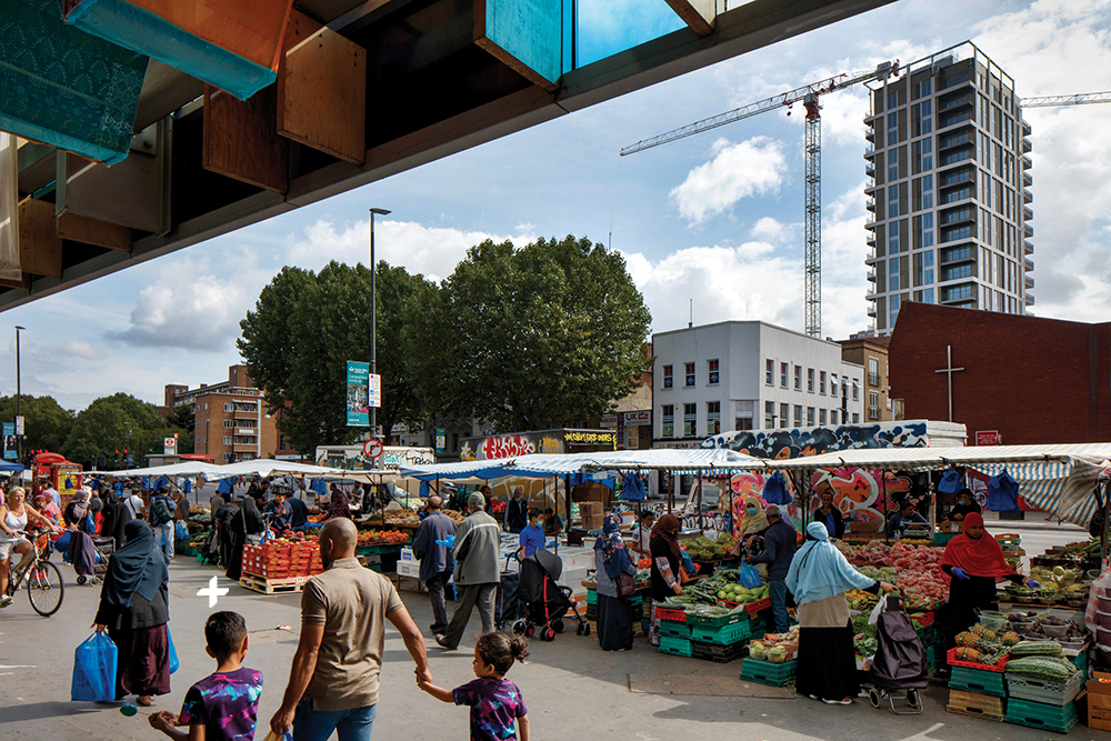 Barts 900 Whitechapel High Street @Barts Charity x Nick Turpin